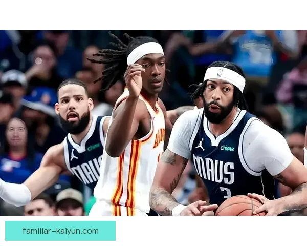 NBA交易风暴来袭巨星动向震动全联盟新赛季前夕格局重塑引关注