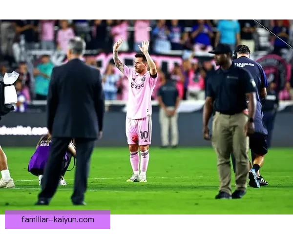 梅西加盟迈阿密国际后首度对阵老东家巴萨 赛前两队球迷热议